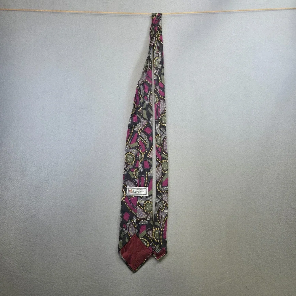 Paolo Designed by Paolo Gucci Men's 100% Silk Geometric Neck Tie Size 3.5x58